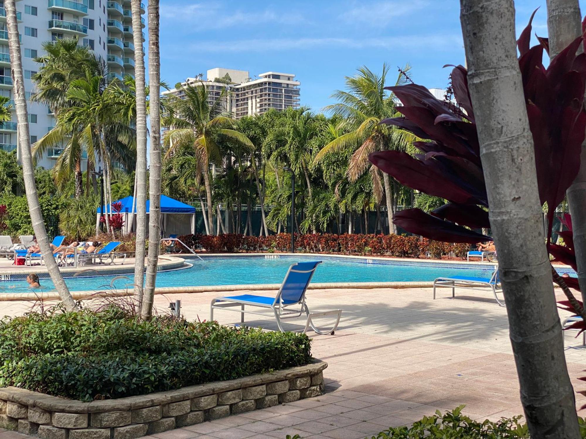 Sunny Isles Condo Resort 마이애미 비치 외부 사진