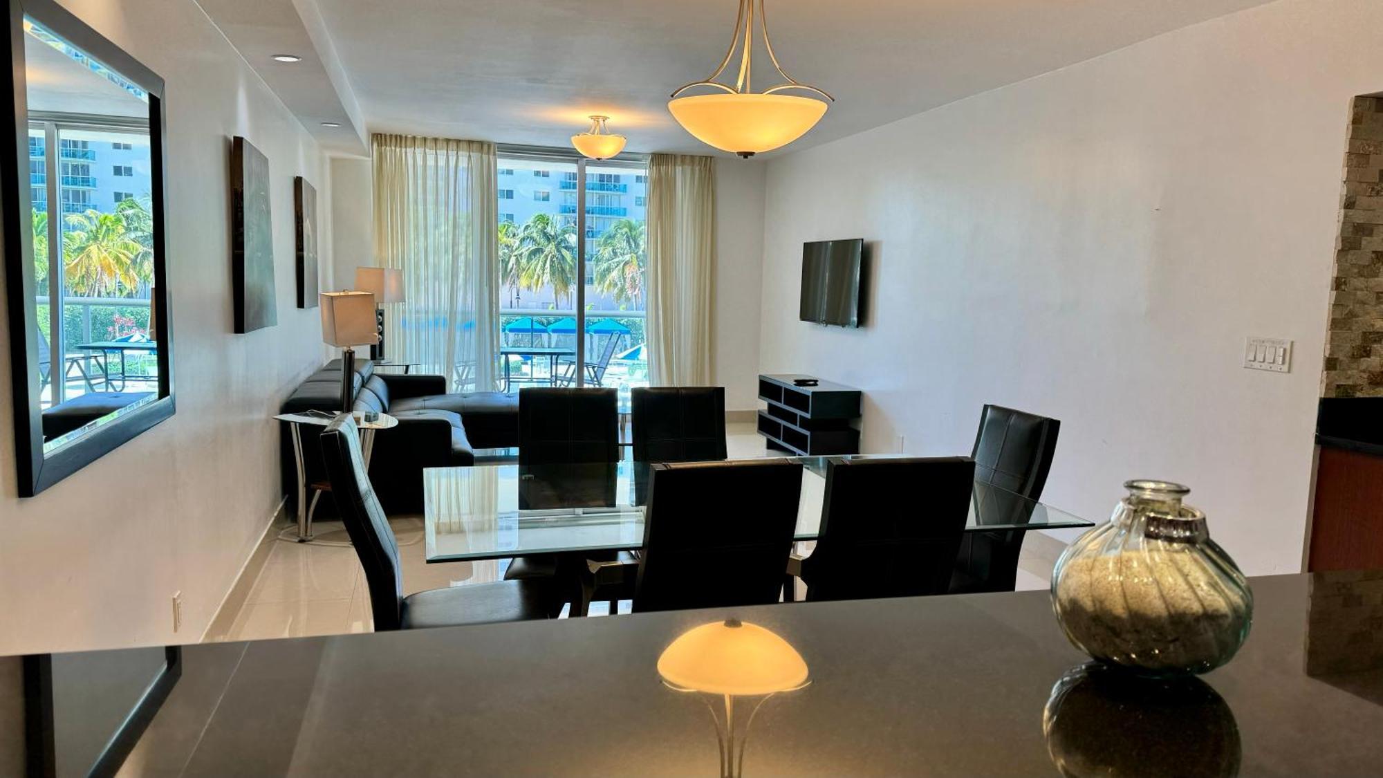 Sunny Isles Condo Resort 마이애미 비치 외부 사진