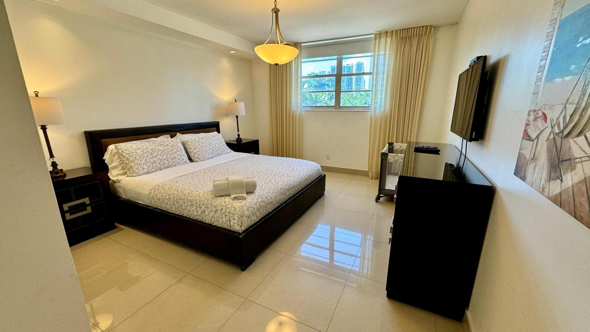 Sunny Isles Condo Resort 마이애미 비치 외부 사진