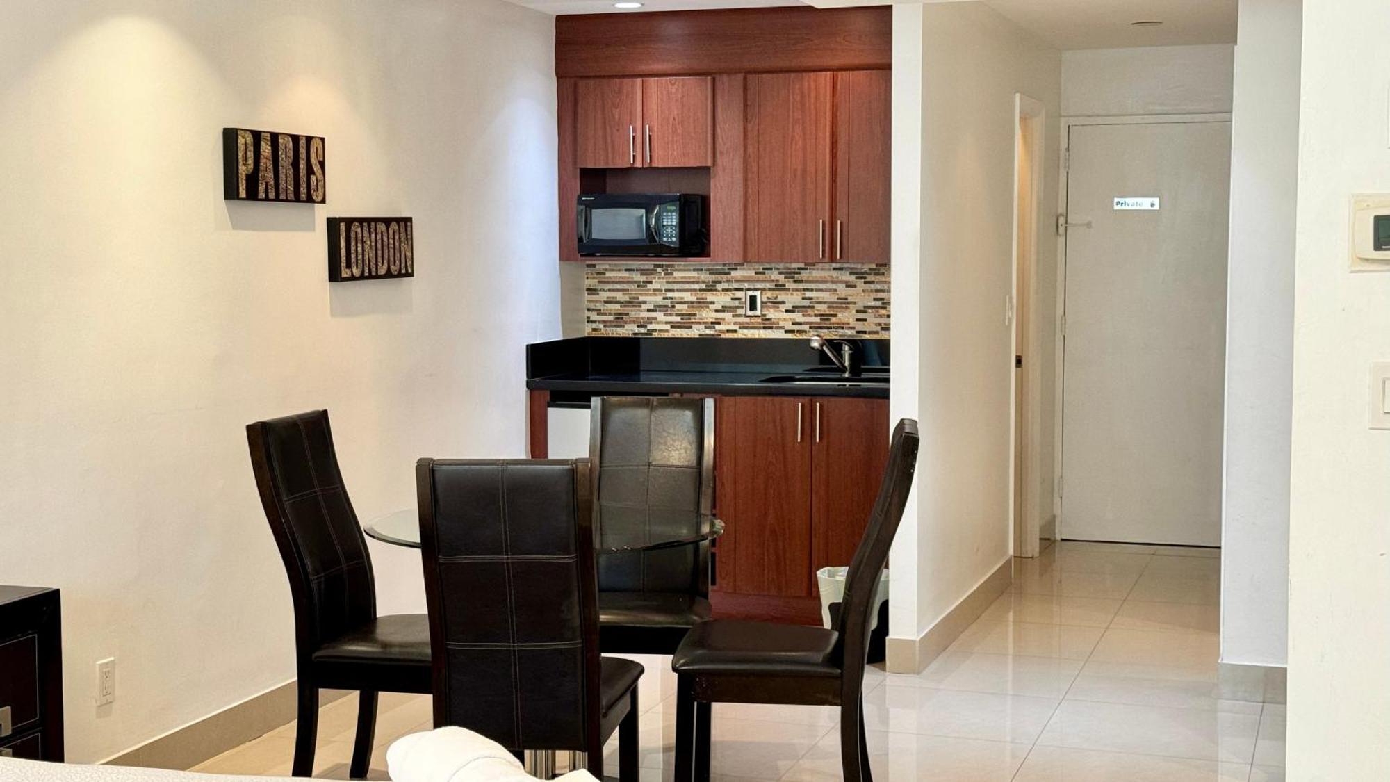 Sunny Isles Condo Resort 마이애미 비치 외부 사진